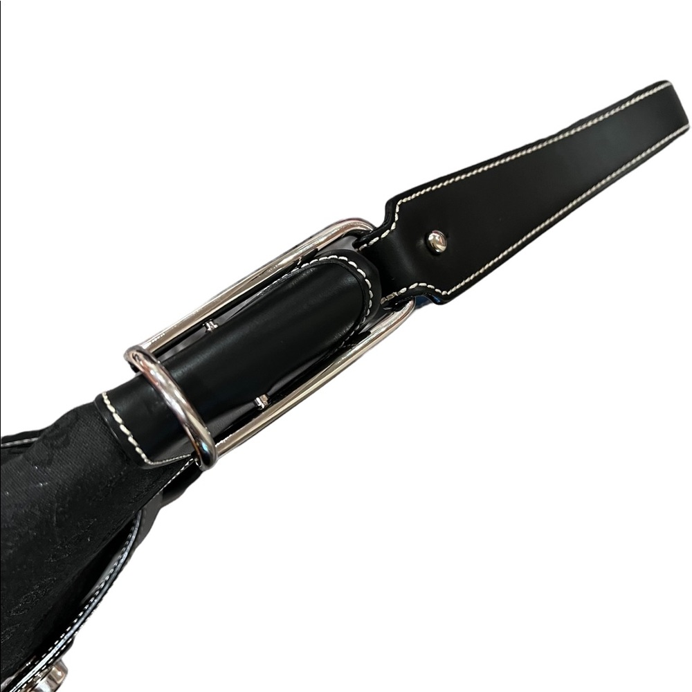 Dooney & Bourke Signature Shoulder Bag blackβ€οΈLike Newπππ - Picture 6 of 11